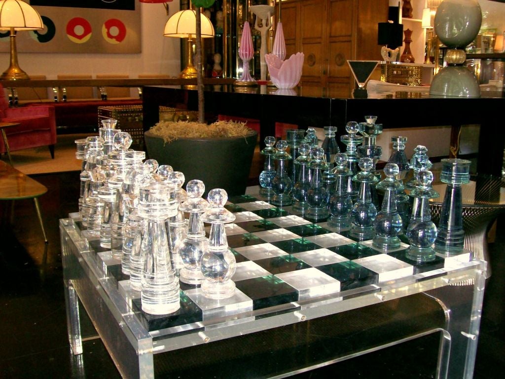 An All-Lucite Game Table & Chess Set 3