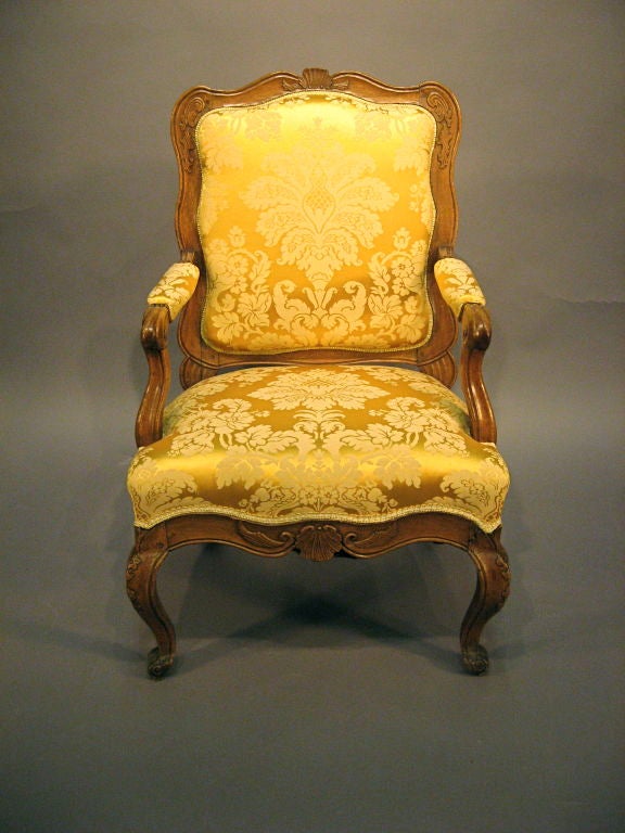 Fine Regence Fauteuil in Walnut, Italian c. 1730