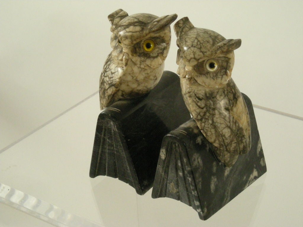 20th Century PAIR OF CARVED ITALIAN MARBLE OWL BOOKENDS