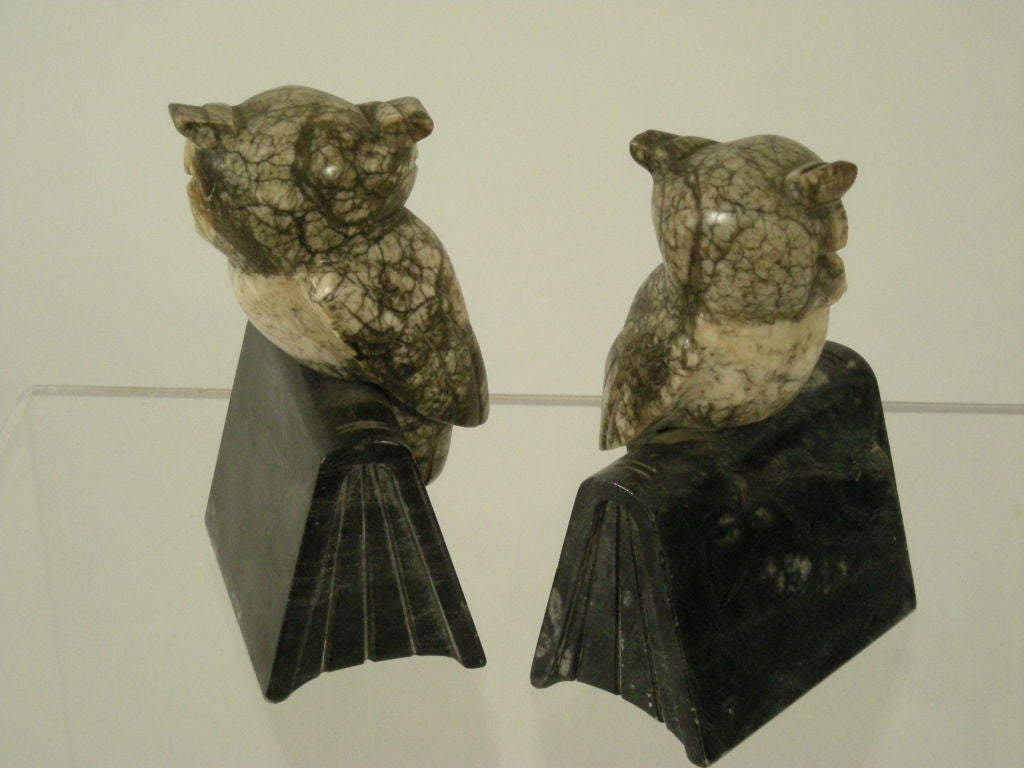 20th Century PAIR OF CARVED ITALIAN MARBLE OWL BOOKENDS