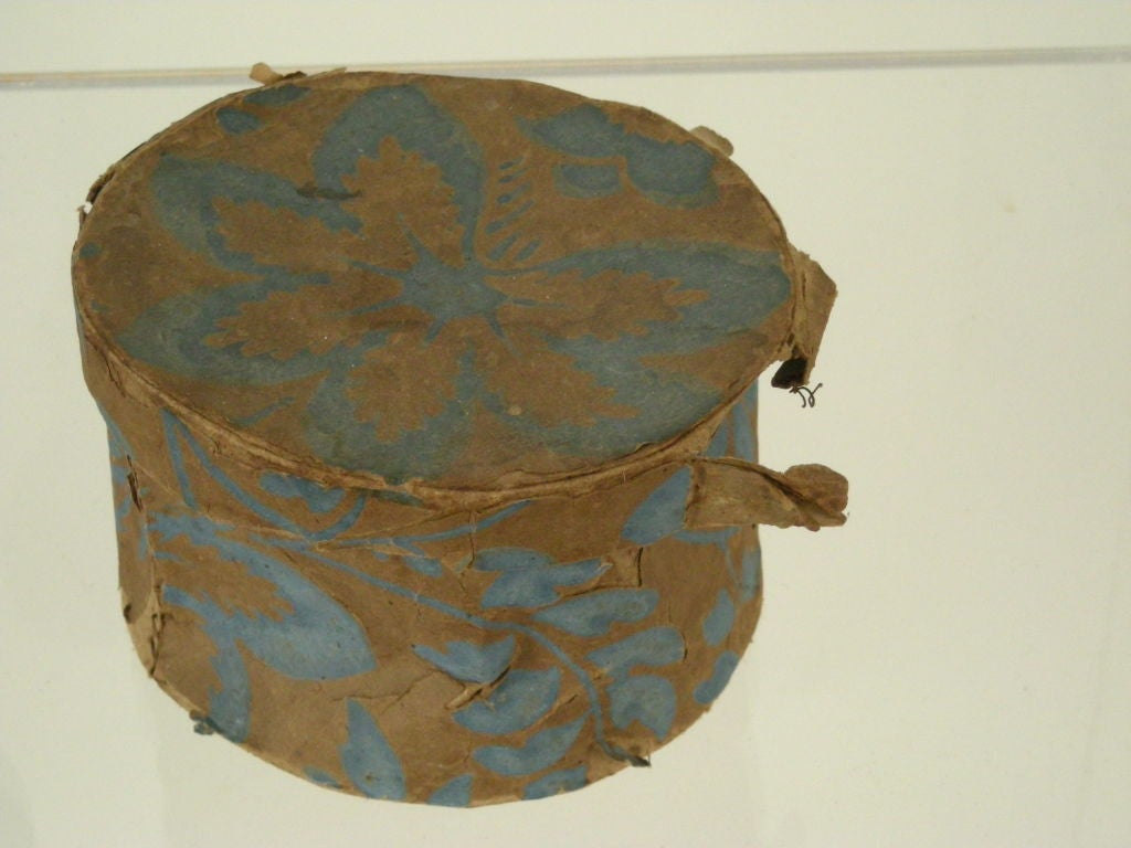 Silk RARE 19TH CENTURY MINIATURE TOP HAT WITH WALLPAPER BOX