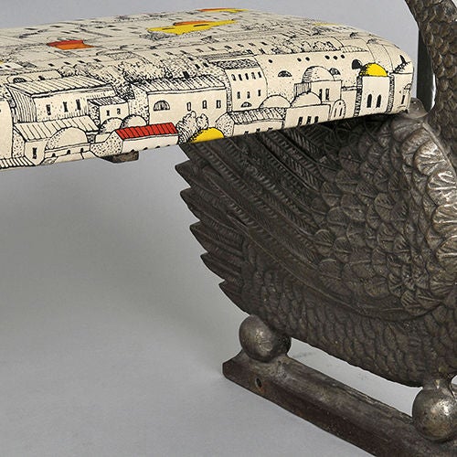 Rare and  Eccentric Cast Iron Swan Bench In Good Condition In London, GB