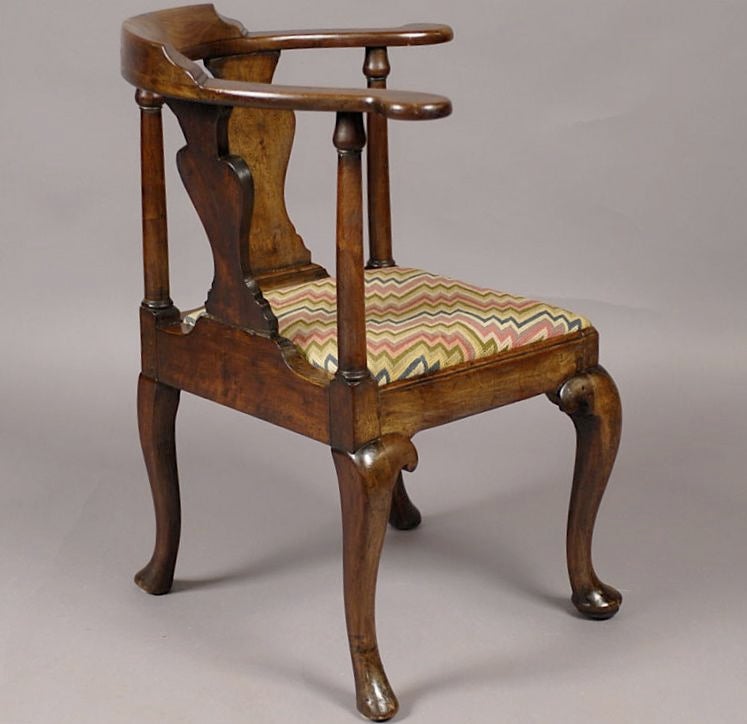 English Queen Anne Period Corner Chair in Walnut, c. 1720 at 1stDibs