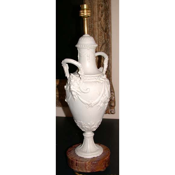 20th Century Pair of Napoleon III Urn table Lamps For Sale