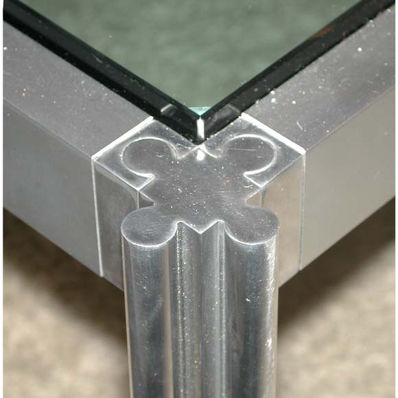 Puzzled Table In Good Condition For Sale In Sagaponack, NY