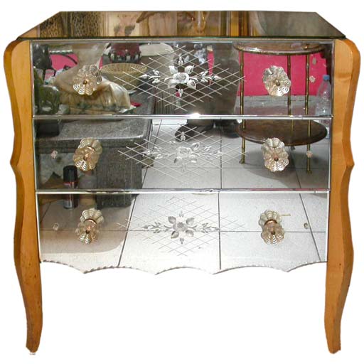 Floral Etched Mirror Three Drawer Commode For Sale at 1stDibs