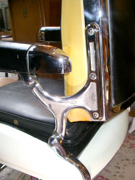 Belmont Adjustable 1948 Barbers Chair For Sale 1