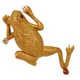 18 K Gold Frog Brooch