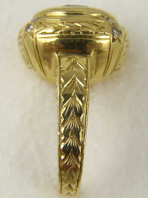 Loree Rodkin Yellow Gold Hand Engraved Sapphire Ring In Excellent Condition In West Hollywood, CA
