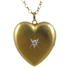 14K Yellow Gold Diamond Set Heart Locket