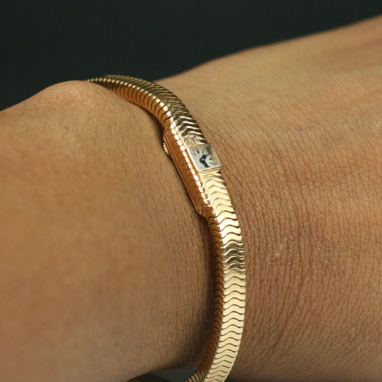 Jaeger LeCoultre Damenarmbanduhr aus 18 Karat Gelbgold 2
