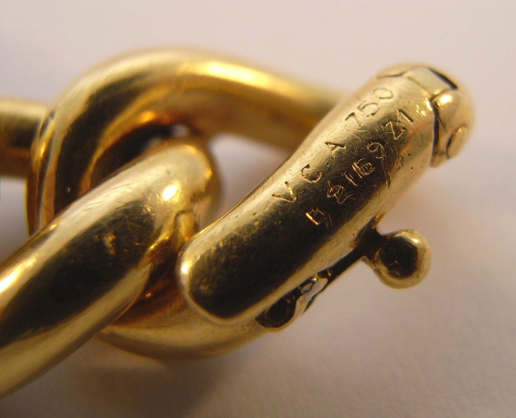Van Cleef et Arpels gold and elephant hair bracelet 1