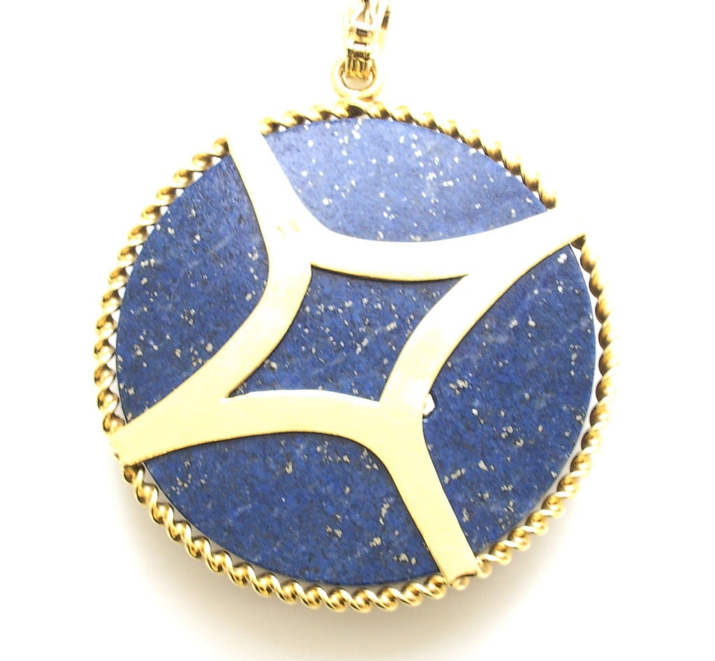 Fische-Anhänger aus Gold und Lapislazuli 2
