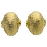 18k Gold Shell-Shaped Earrings