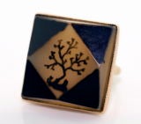 Antique Gold Agate Ring in Yellow Gold