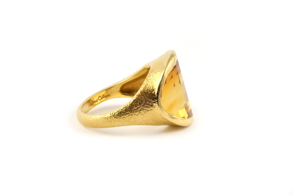 Women's 22kt Gold and Citrine Saddle Cut Ring