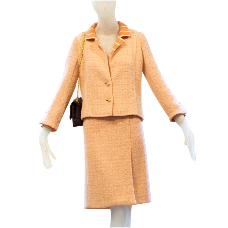 Late 1950s Coco Chanel haute couture tweed and jersey ensemble at 1stDibs | chanel  50s fashion, coco chanel 1950s fashion, coco chanel jersey