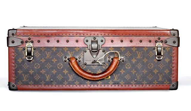 VINTAGE LOUISE VUITTON TRUNK