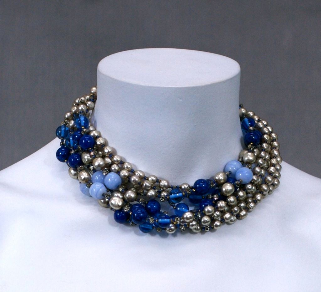 Miriam Haskell Mehrreihige Halskette aus Perlen und blauem Glas im Zustand „Gut“ im Angebot in New York, NY