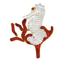 MWLC Poured Glass Seahorse Brooch