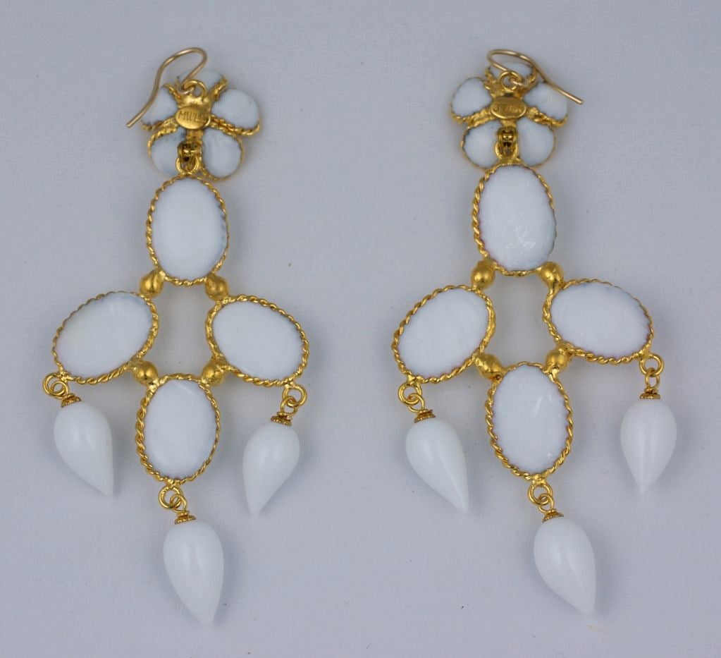 Girandole articulated earrings in milk poured glass by Mark Walsh Leslie Chin. Handmade in France.<br />
New.