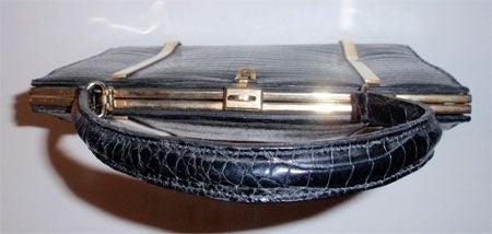 Cordoba Alligator Handbag, Circa 1960's In Good Condition For Sale In Los Angeles, CA