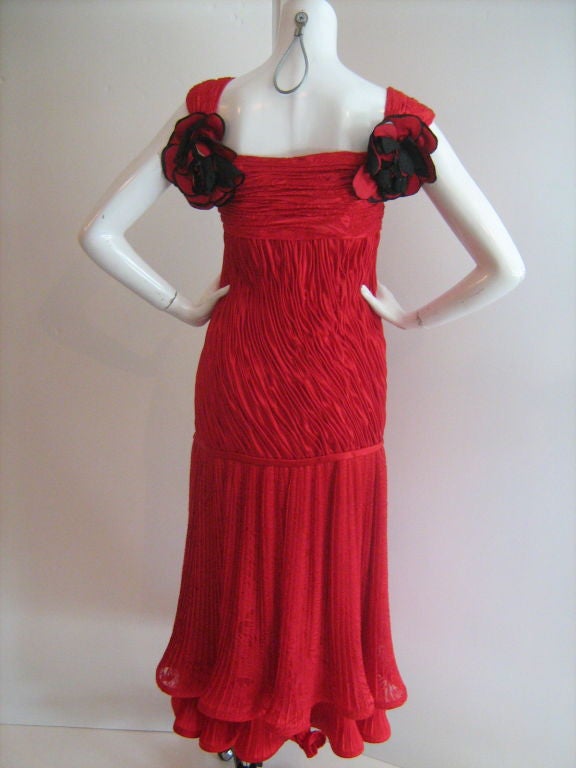 Robe de flamenco à manches larges rouges Maggy Bon état - En vente à Los Angeles, CA