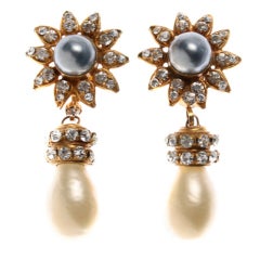 Vintage Beautiful CHANEL Drop Earrings