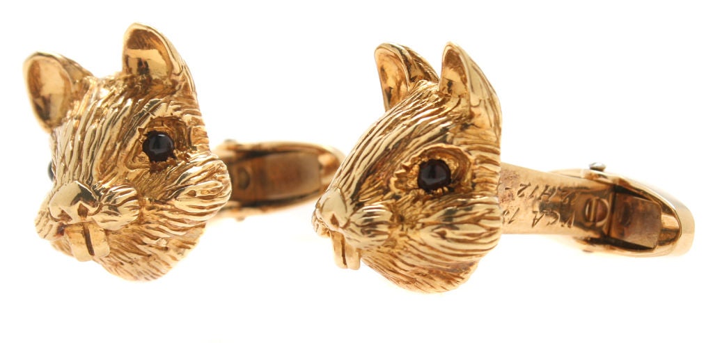 Van Cleef & Arpels Squirrel  18 kt  Gold Cufflinks