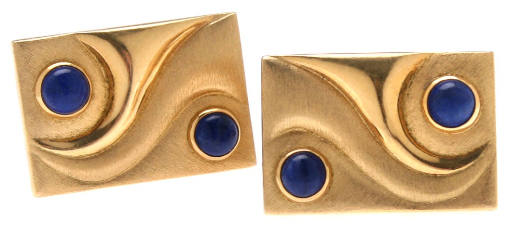 These are a wonderfully designed cufflinks