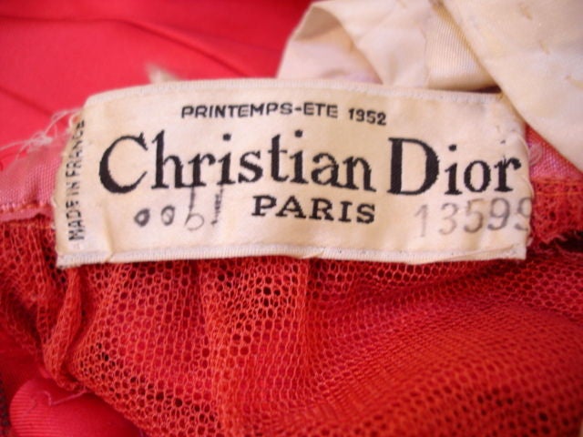 Printemps-ete 1952 Christian Dior Red Dahlia Gown 3