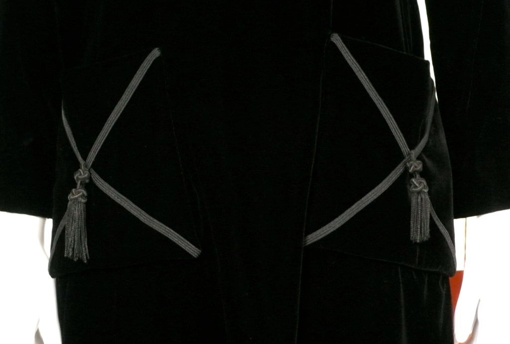 Harvey Berin Black Velvet Long Sleeve Dress In New Condition For Sale In Topanga, CA