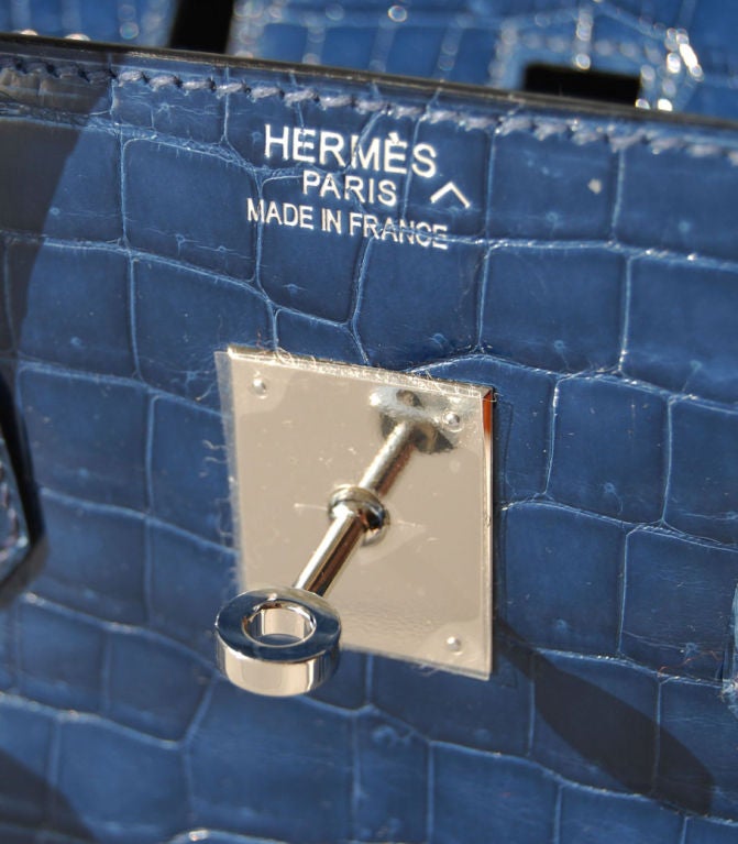 35cm Birkin | Blue Roi Crocodile | Palladium L stamp<br />
<br />
The bag measures 35 cm/ 14