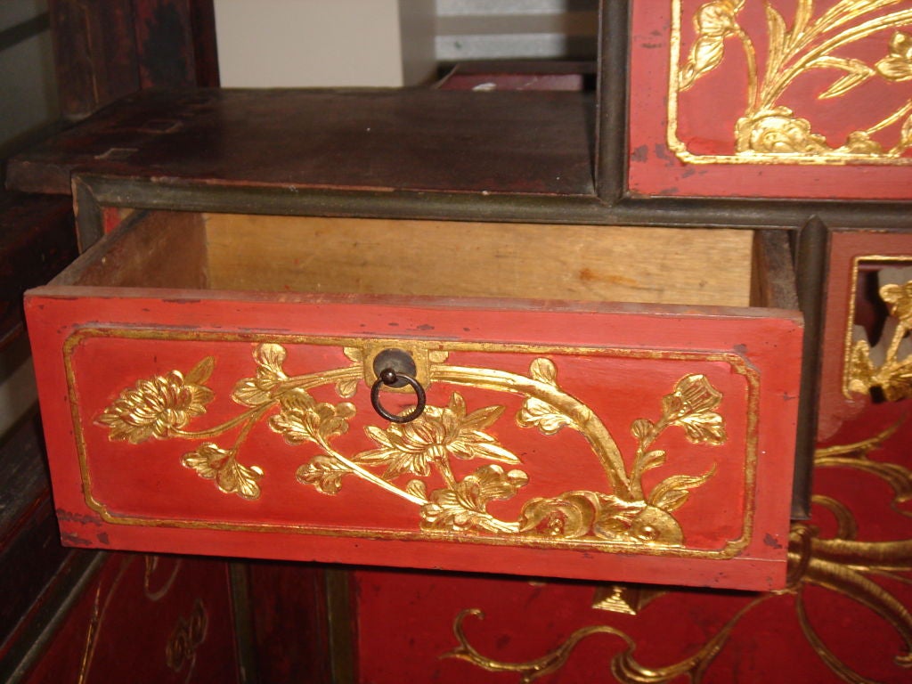 Large Red Lacquered Chinese Bed with Canopy 3