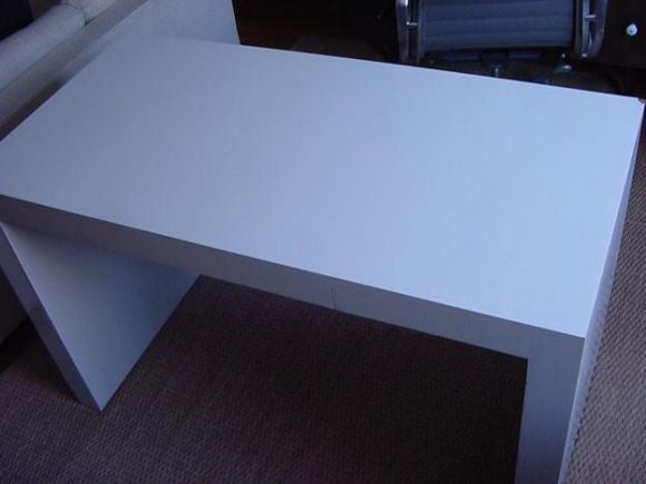 Custom Parsons Style White Table In Excellent Condition For Sale In New York, NY