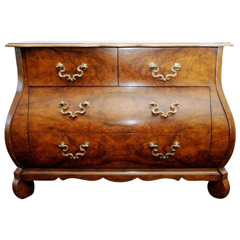Italian bombay commode with four drawers. Bronze hardware.