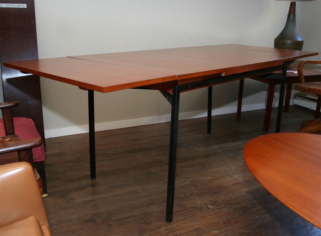 blonde 1950s dining room table