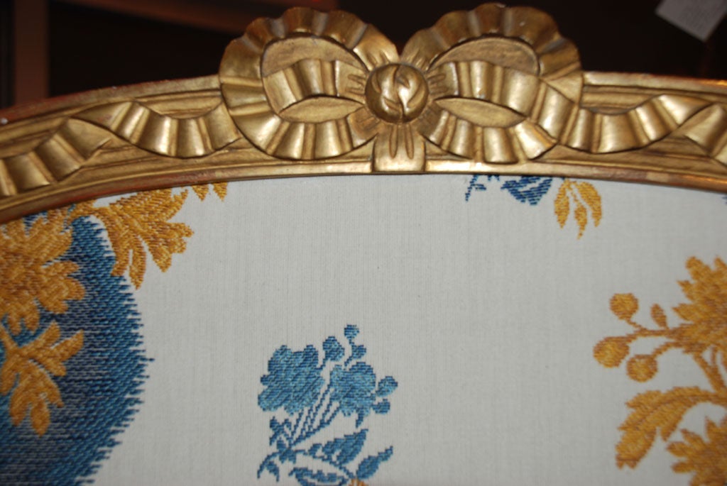French Giltwood Folding Screen In Good Condition For Sale In Pembroke, MA