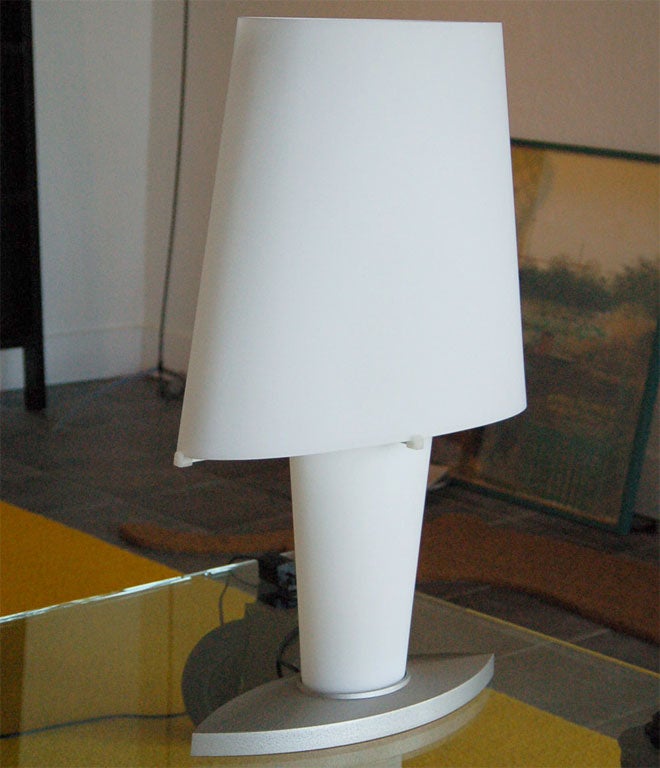 Italiano LAMPADA DA TAVOLO-DANIELA PUPPA PER FONTANA ARTE