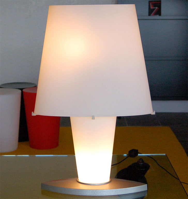 LAMPADA DA TAVOLO-DANIELA PUPPA PER FONTANA ARTE 3