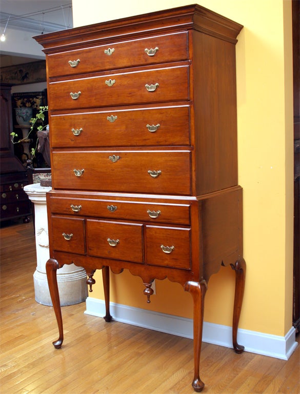 Connecticut Cherry Queen Anne Highboy For Sale at 1stdibs