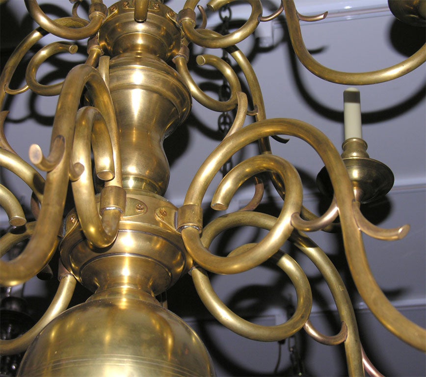 12 Light Dutch Baroque chandelier 3