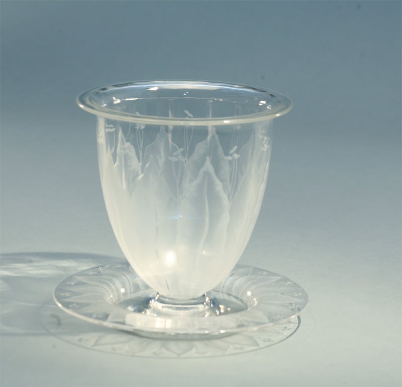 Exquisite Dorflinger hand blown clear crystal punch bowl with matching under plate in the Art Nouveau period 