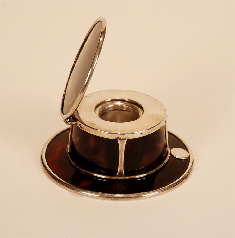 English Arts and Crafts inkwell by William Comyns