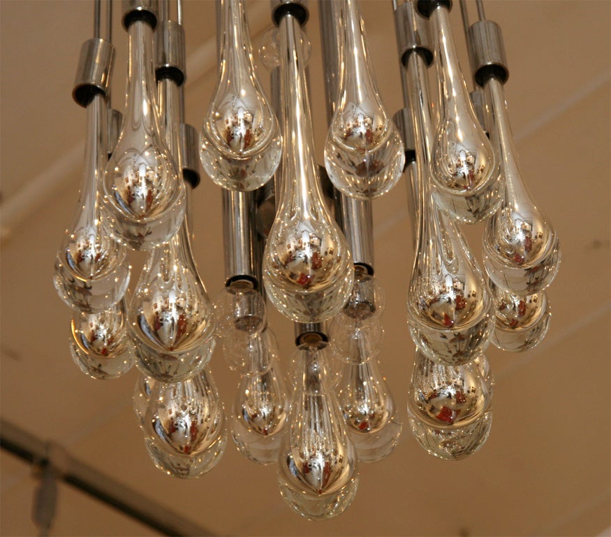Crystal Drop Chandelier In Good Condition For Sale In New York, NY