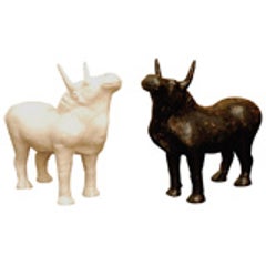 Pair Of Bulls Sculptures 4