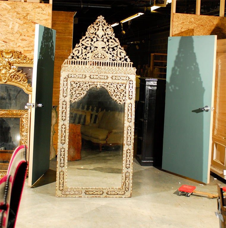Very early syrian mirror