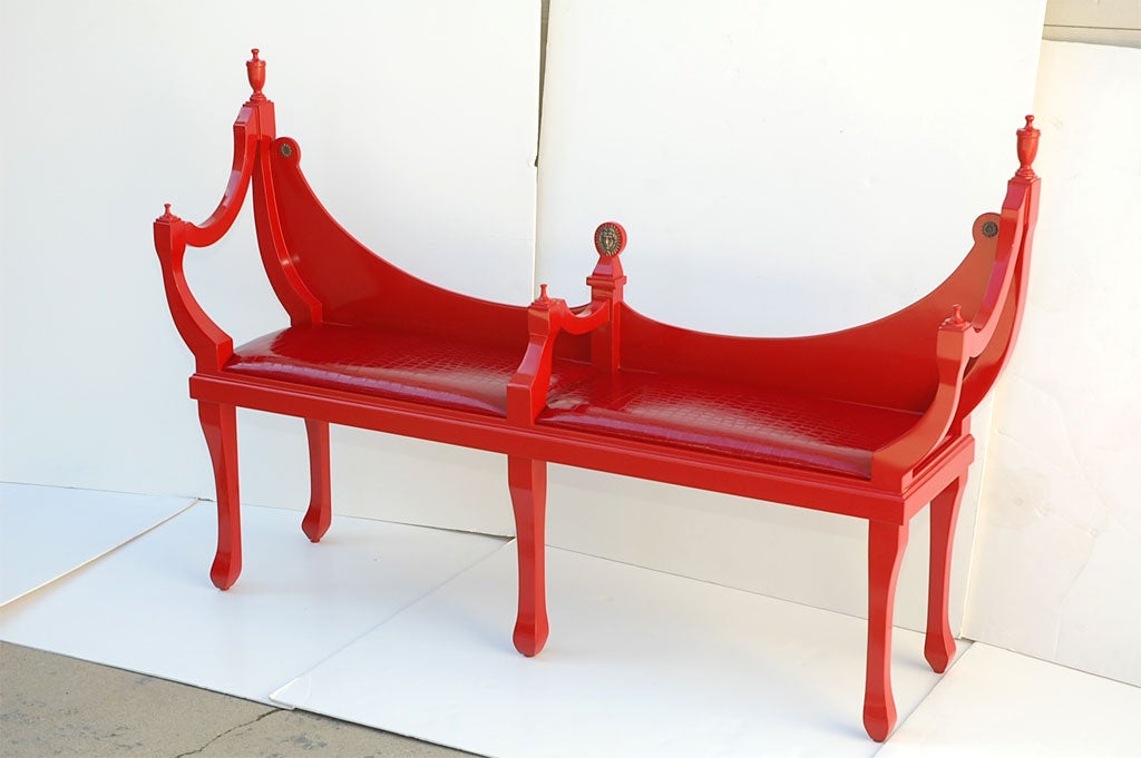 Downtown Classics Collection Red Muirfield Bench In Excellent Condition In Los Angeles, CA