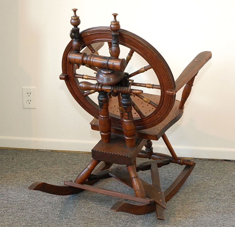 19THC EARLY AND FOLKY  SPINNING  WHEEL CHAIR W/ MOTHER ON TOP 1