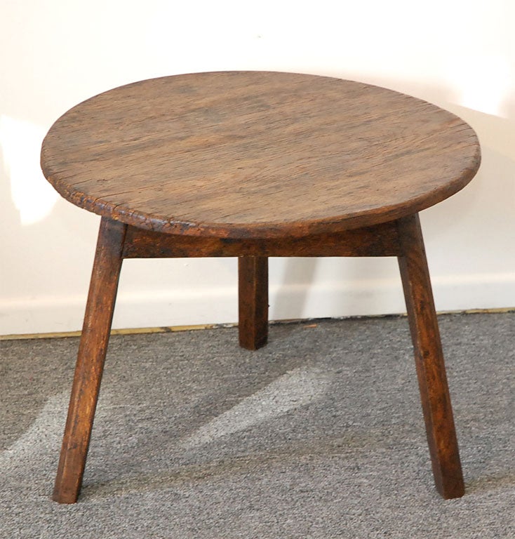 19THC HICKORY CRICKET TABLE IN OLD SURFACE